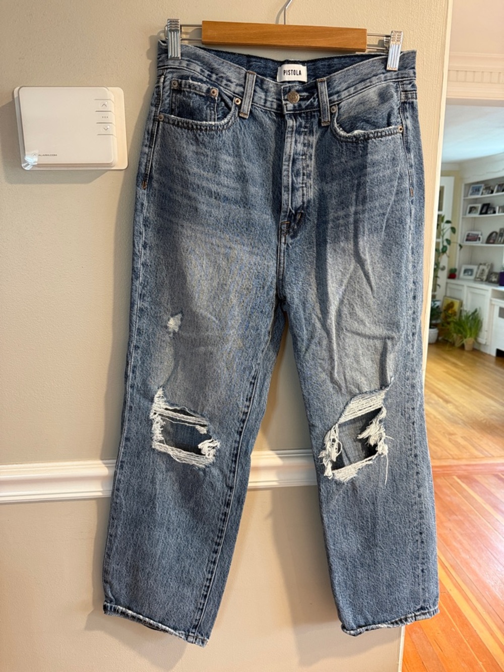 pistola Distressed High-Rise Light Blue Mom Jeans